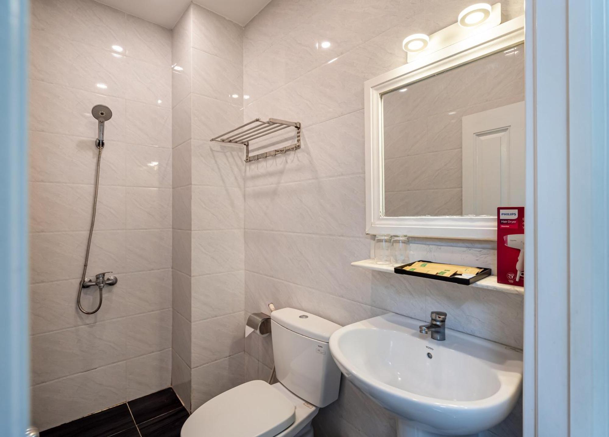 Lotus Hotel Nguyen Phi Khanh Q1 Ho Şi Min Dış mekan fotoğraf